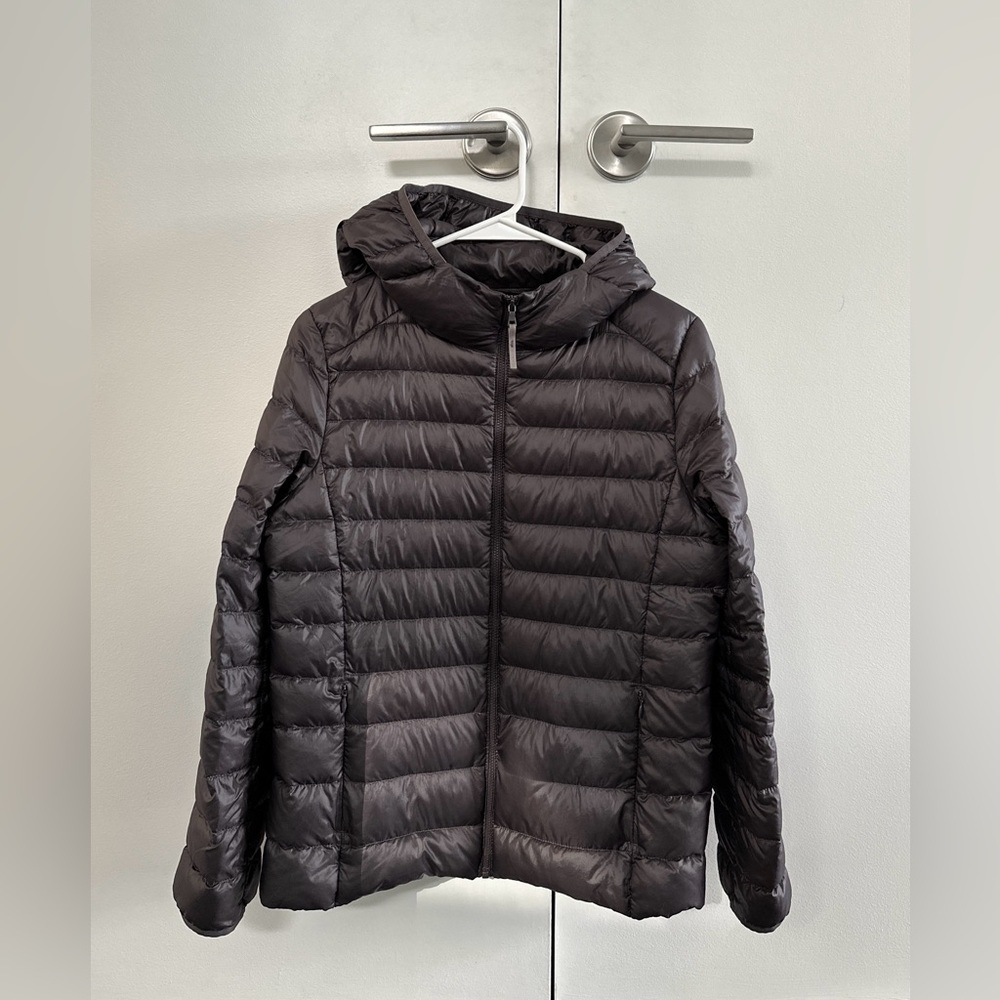 Uniqlo ultra light down jacket (Asian L/ US M)